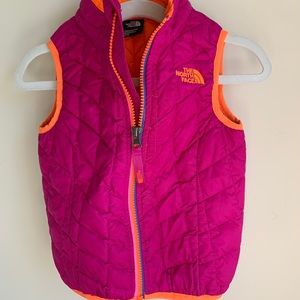 The North face toddlers vest 3t